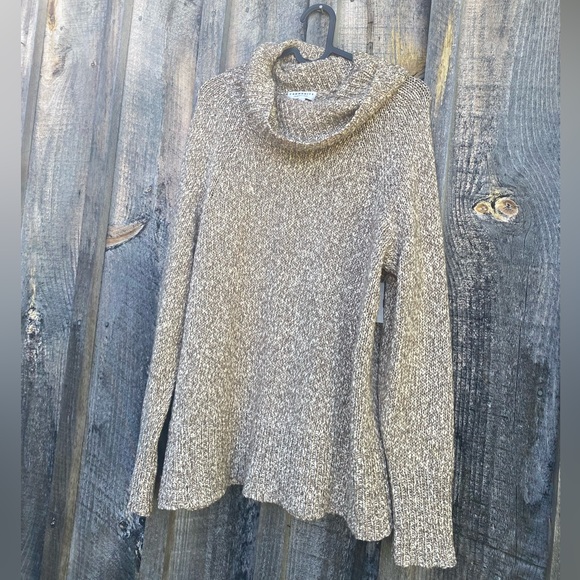 ARITZIA COMMUNITY with wool grey&cream turtleneck chunky knit sweater size small - Picture 3 of 14